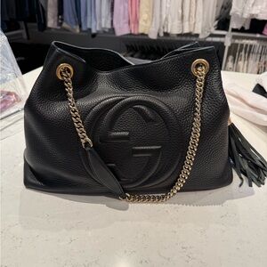 GUCCI Pebbled Calfskin Medium Soho Chain Shoulder Bag Black